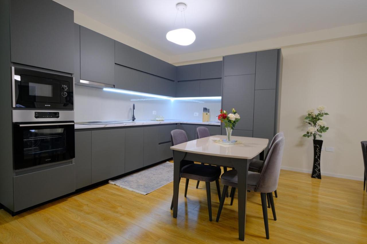 Comfy Apartment In Shkodër Eksteriør billede